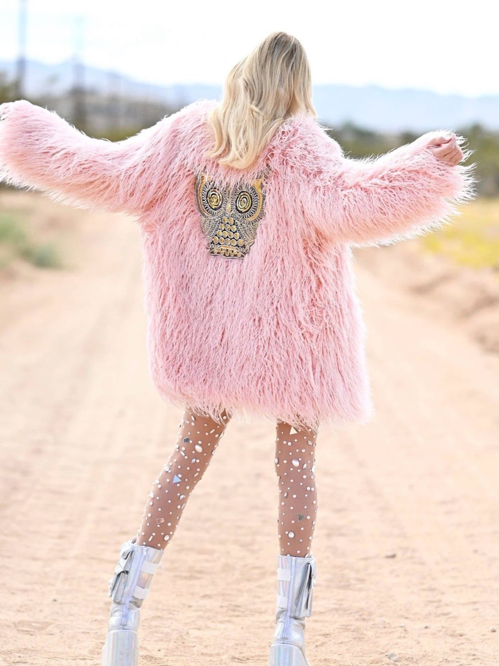 Born in Stockholm Pink Faux-Fur Owl Coat - Picture 5 of 6